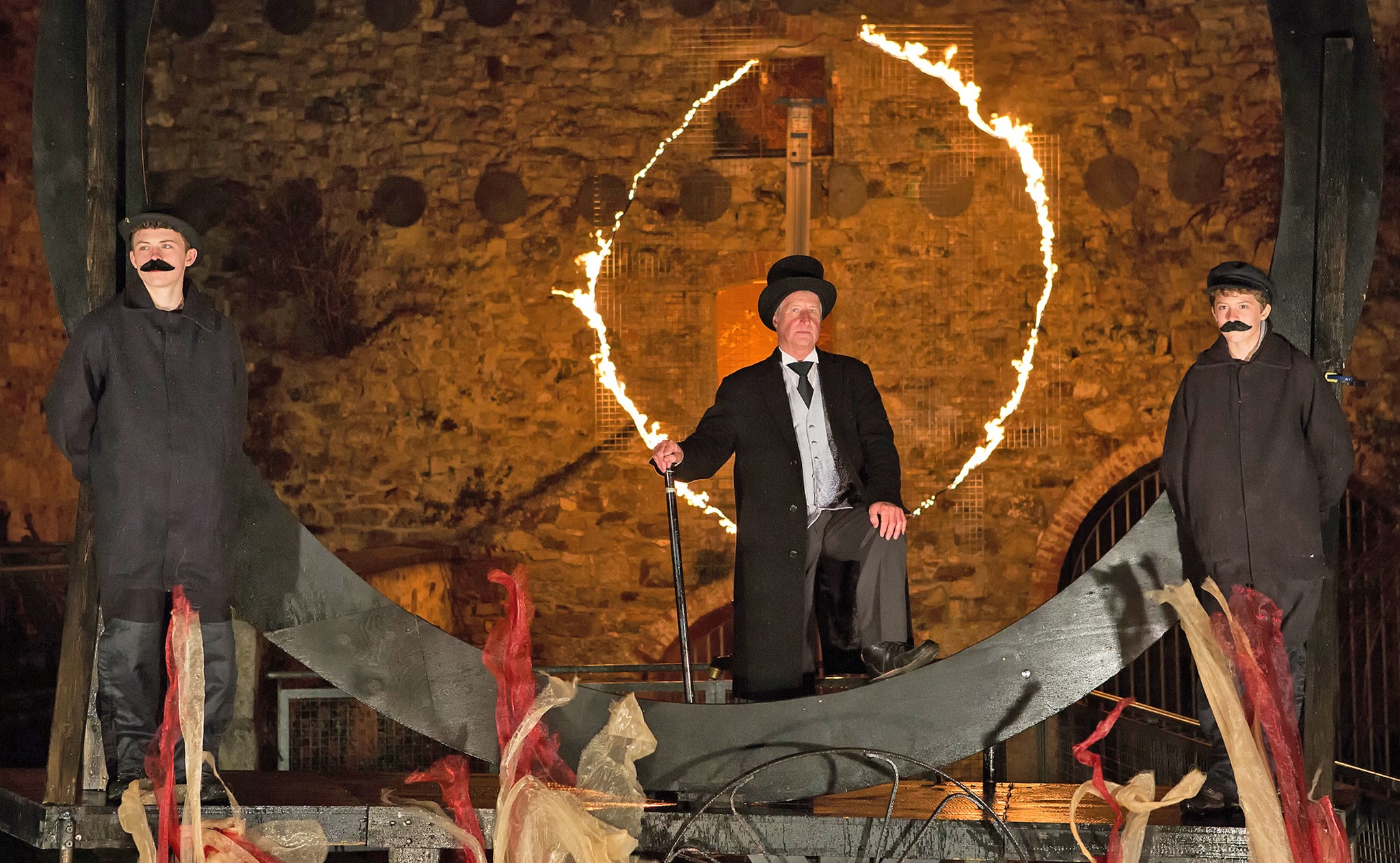 Rags to Riches, Hayle